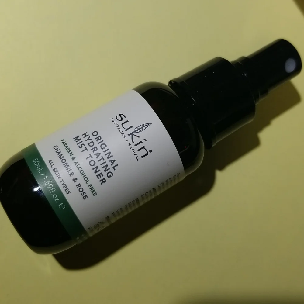 4/25 bundle item. Sukin Hydrating Mist Toner